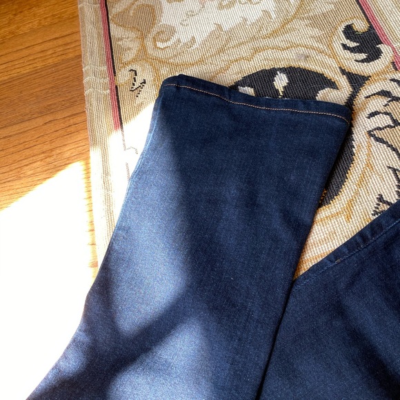 J Brand straight leg denim jeans - Picture 2 of 5
